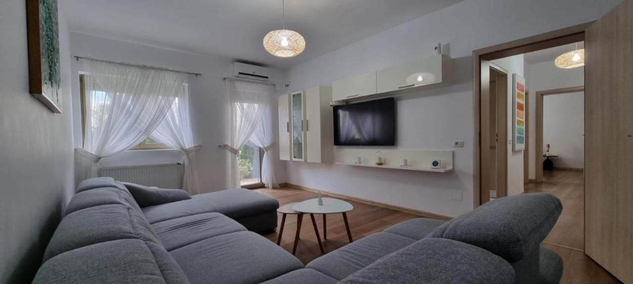 Sasu Apartment ทิมิชัวรา ภายนอก รูปภาพ